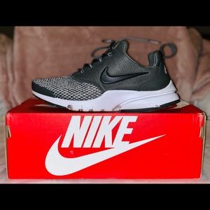Nike Presto Fly